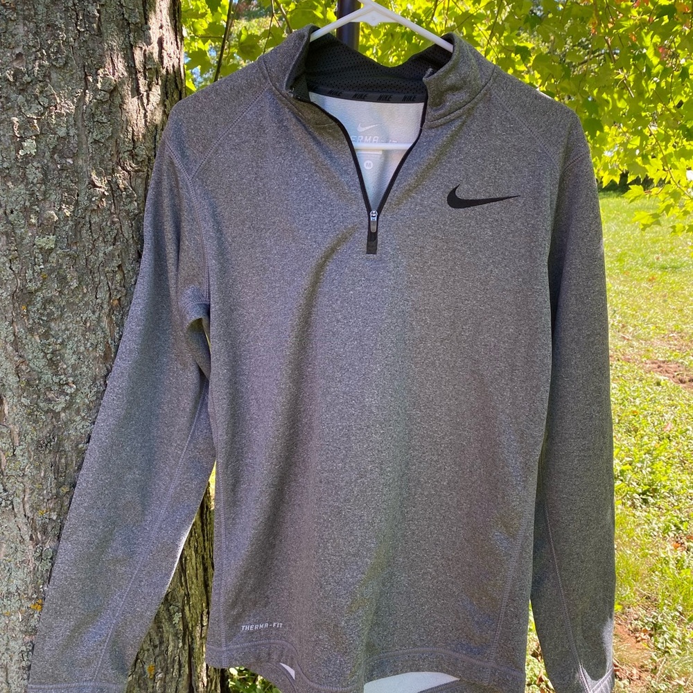 Grey Nike quarter zip up